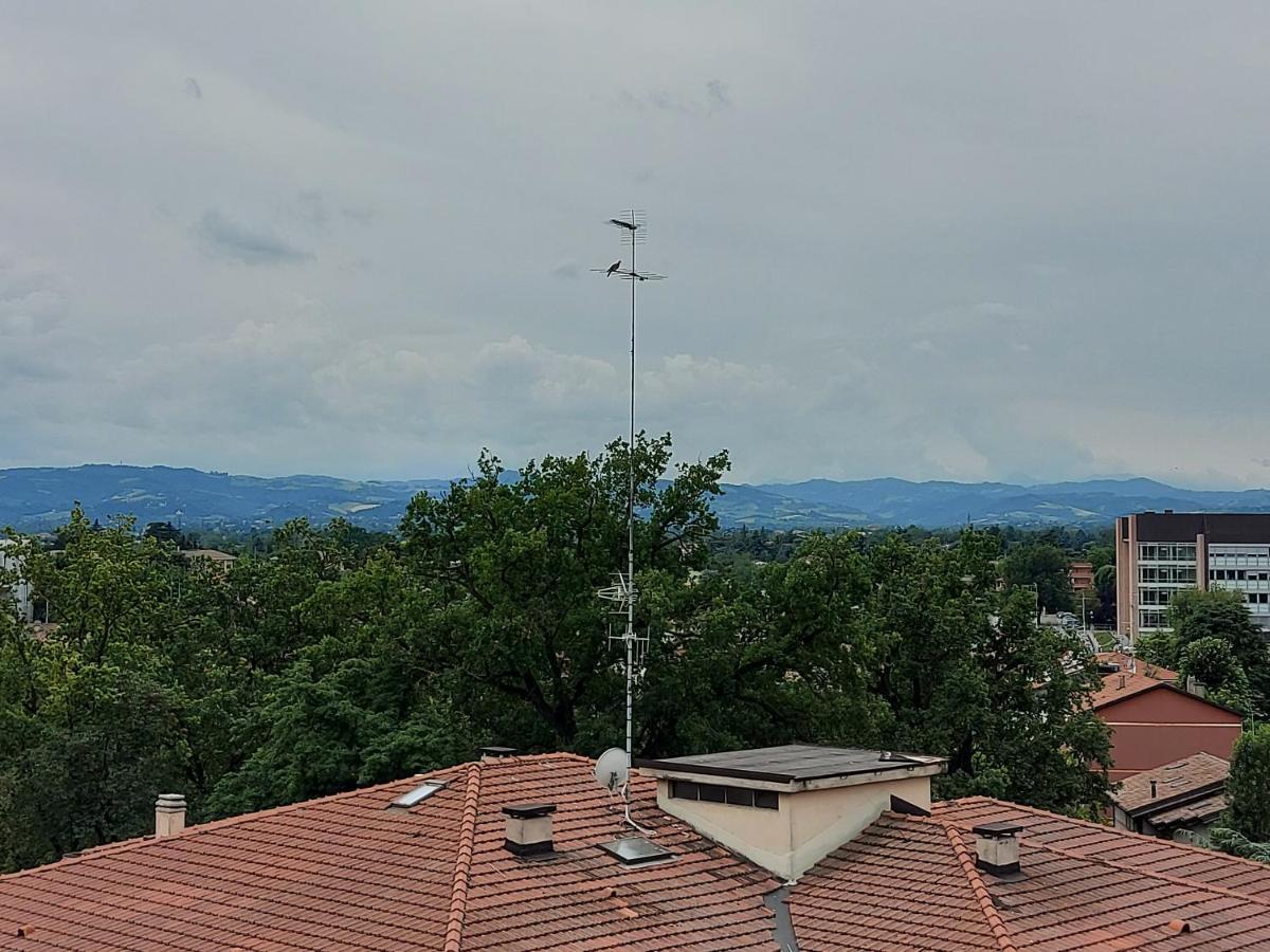 Fare Bnb - Room Del Parco Reggio Emilia Luaran gambar