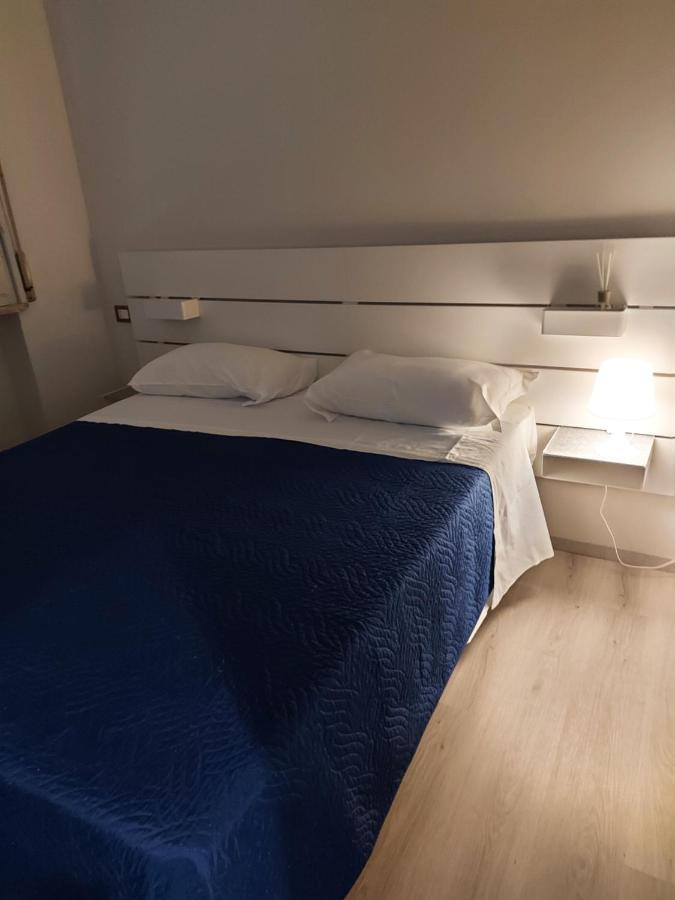 Fare Bnb - Room Del Parco Reggio Emilia Luaran gambar