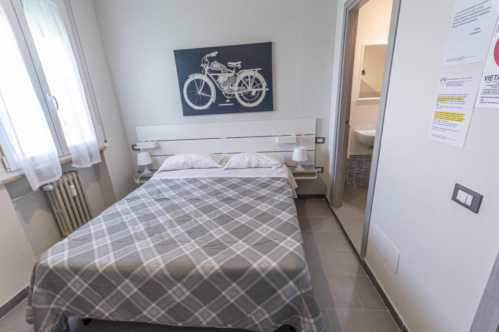 Fare Bnb - Room Del Parco Reggio Emilia Luaran gambar