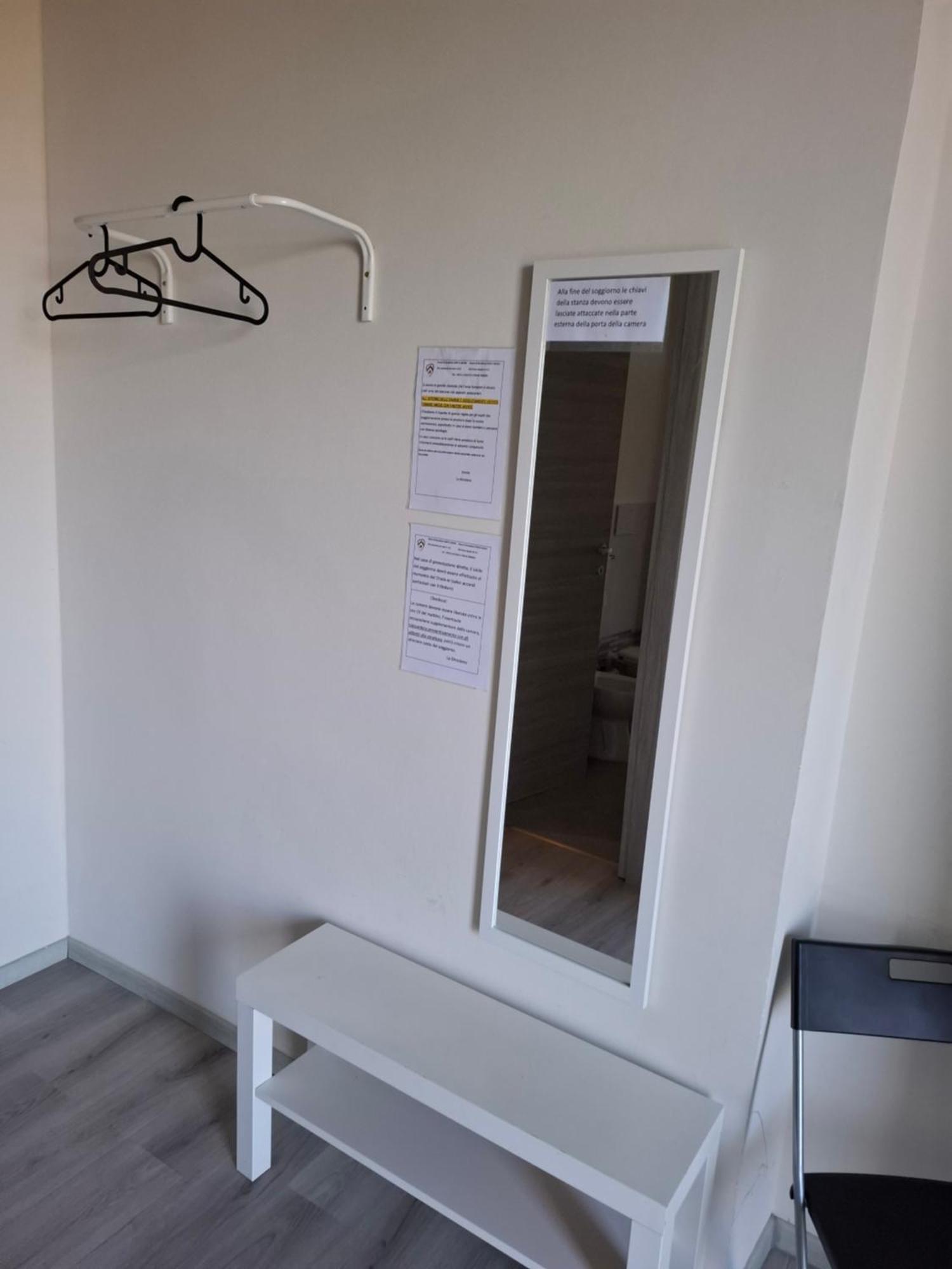 Fare Bnb - Room Del Parco Reggio Emilia Luaran gambar